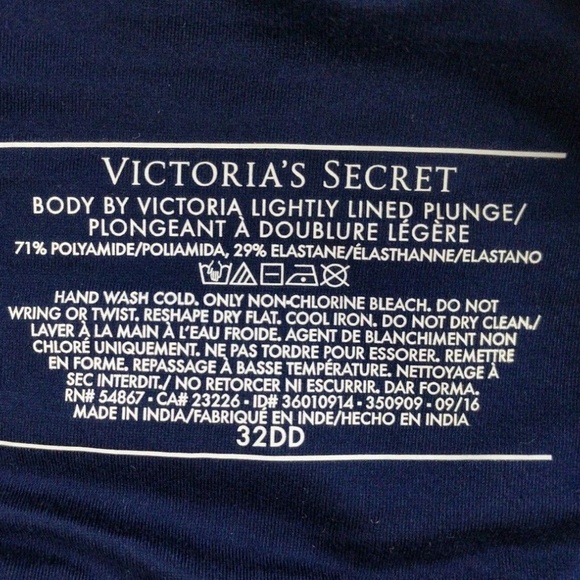 Victorias Secret Body By Victoria Plunge Bra NEW - Picture 3 of 5